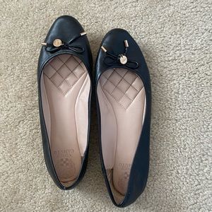 Vince Camuto flats